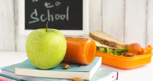 Back to School, made easy! To make your transition back to the school routine easier, we've put together some ideas for healthy lunchtime snacks.