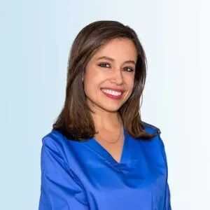 Dr Alba Urdaneta, Implantologist at Dental Care Ireland Cabinteely