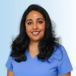 A professional headshot of Dr Rohshini Vennu.