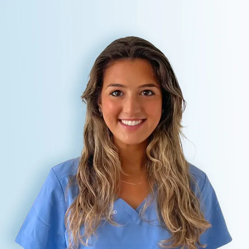 Dr Laura Vazquez, Dentist, Dental Care Ireland Molesworth