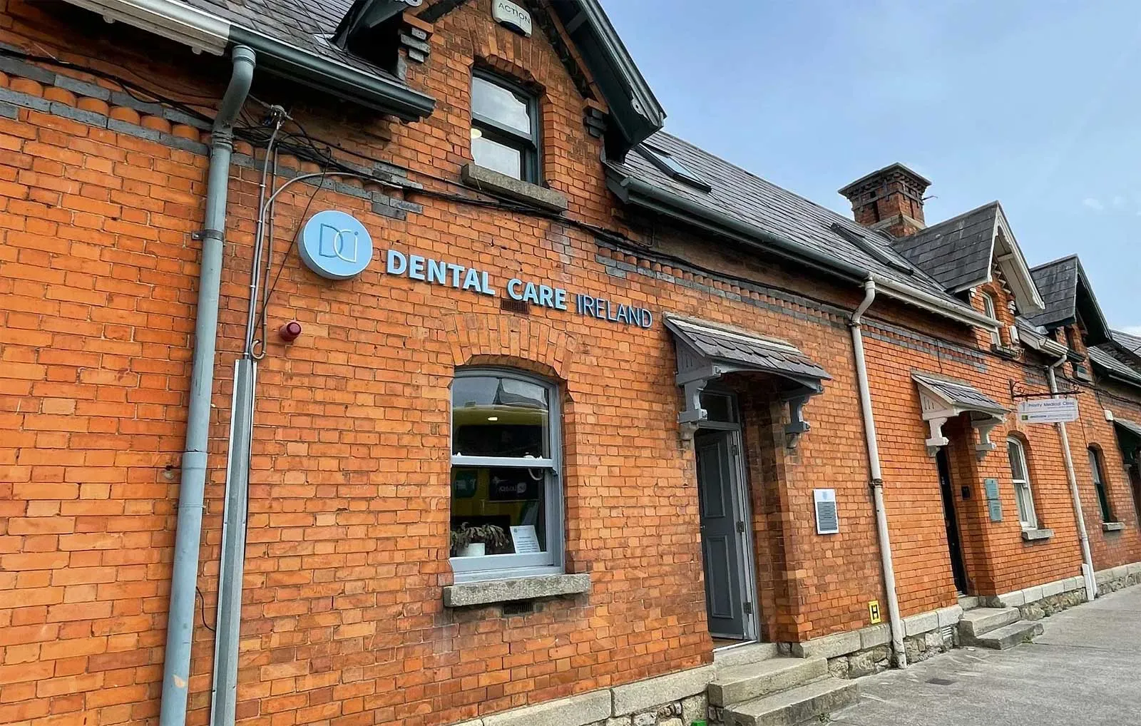 Dental Care Ireland Dundrum, a merger of two practices. In April this year, Bellavista Dental in Churchtown and Glenville Dental in Dundrum joined forces to create Dental Care Ireland Dundrum.